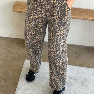 Women's Le Bon Shoppe Leopard Print ARC PANTS